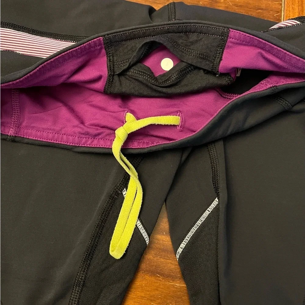 Lululemon leggings. Size 4. Preloved